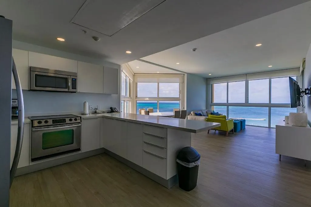 Apartment Azure Beach Residences Palm Beach