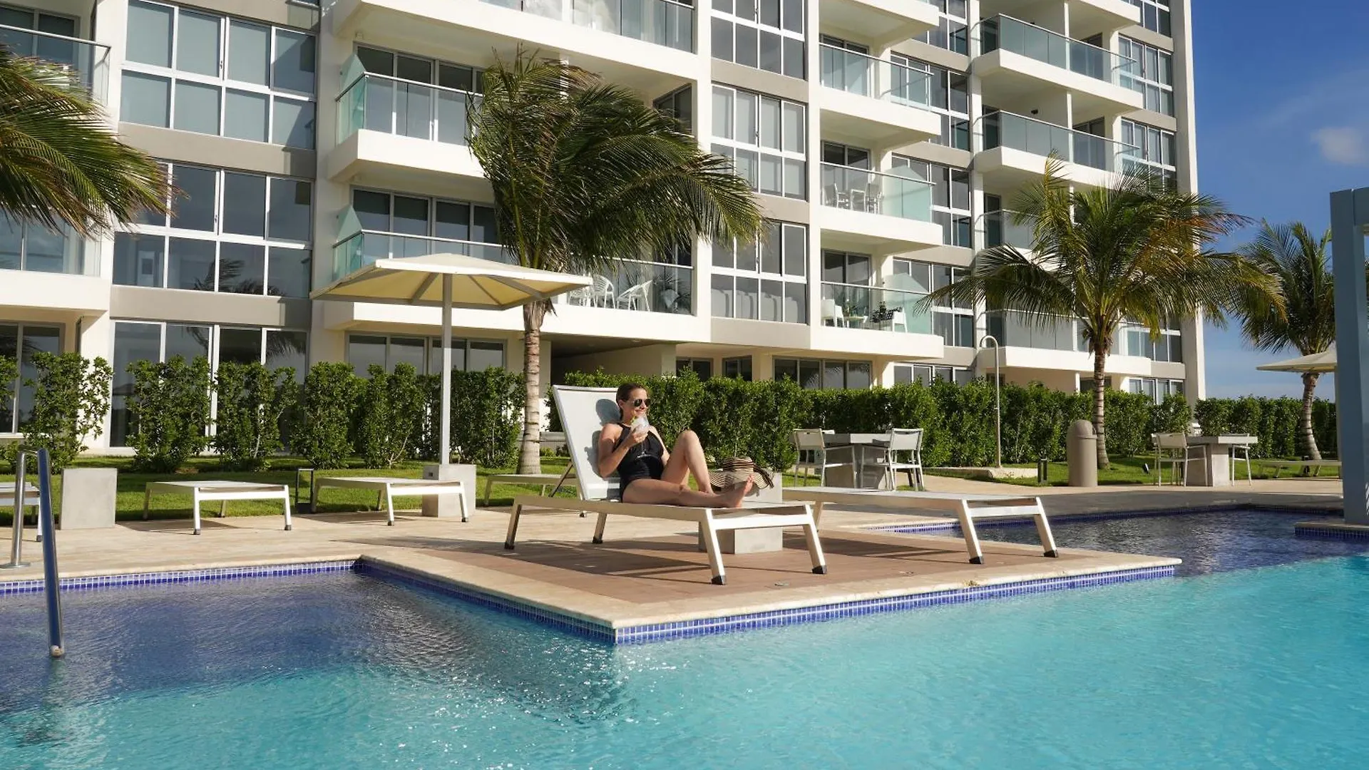 Azure Beach Residences Palm Beach