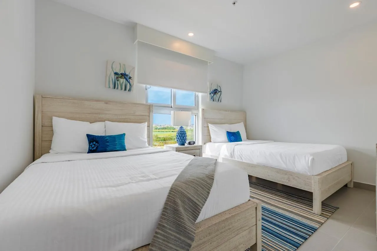 Apartamento Azure Beach Residences Palm Beach