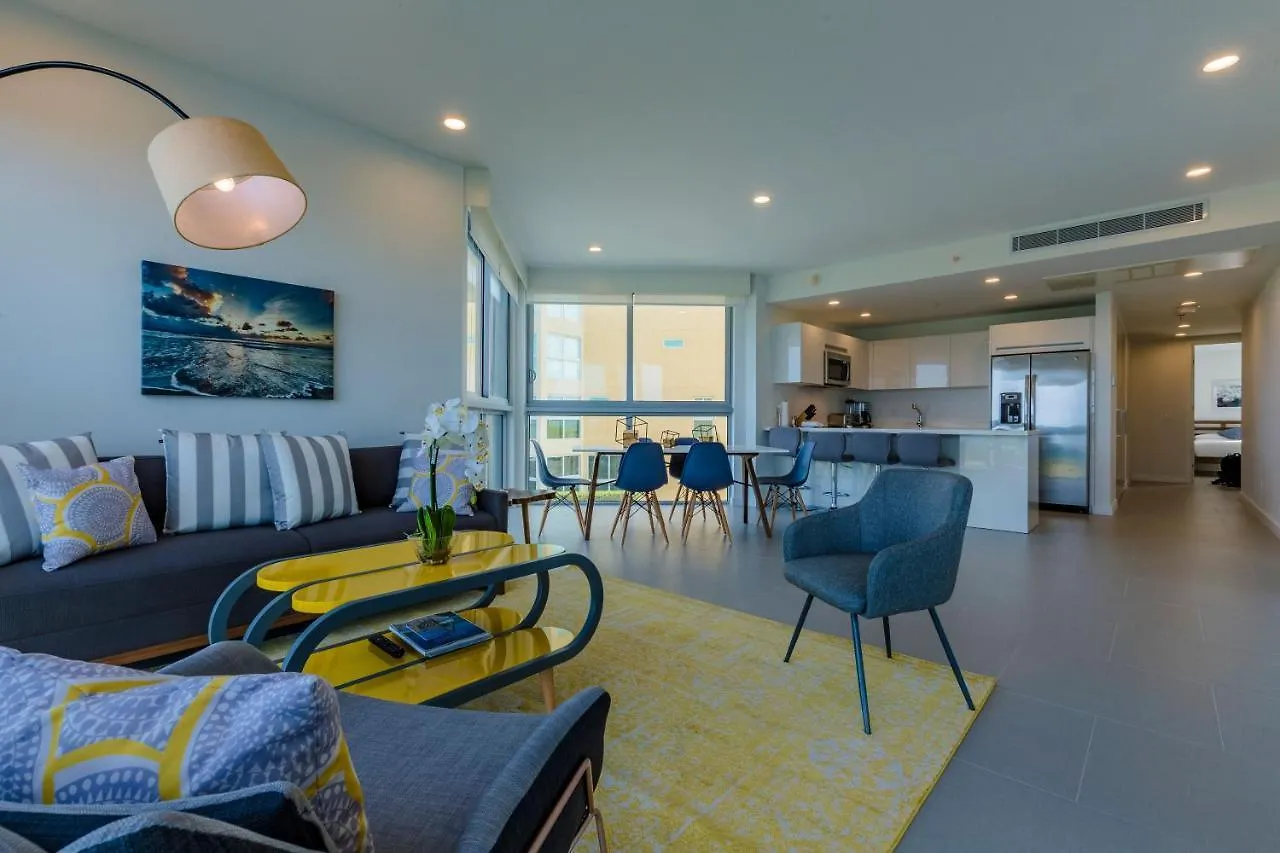 Azure Beach Residences Palm Beach 0*,