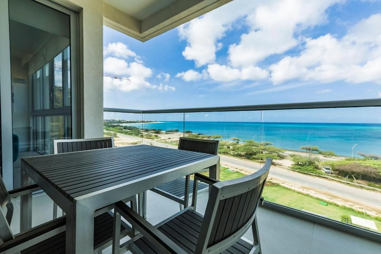 Azure Beach Residences Palm Beach Apartamento