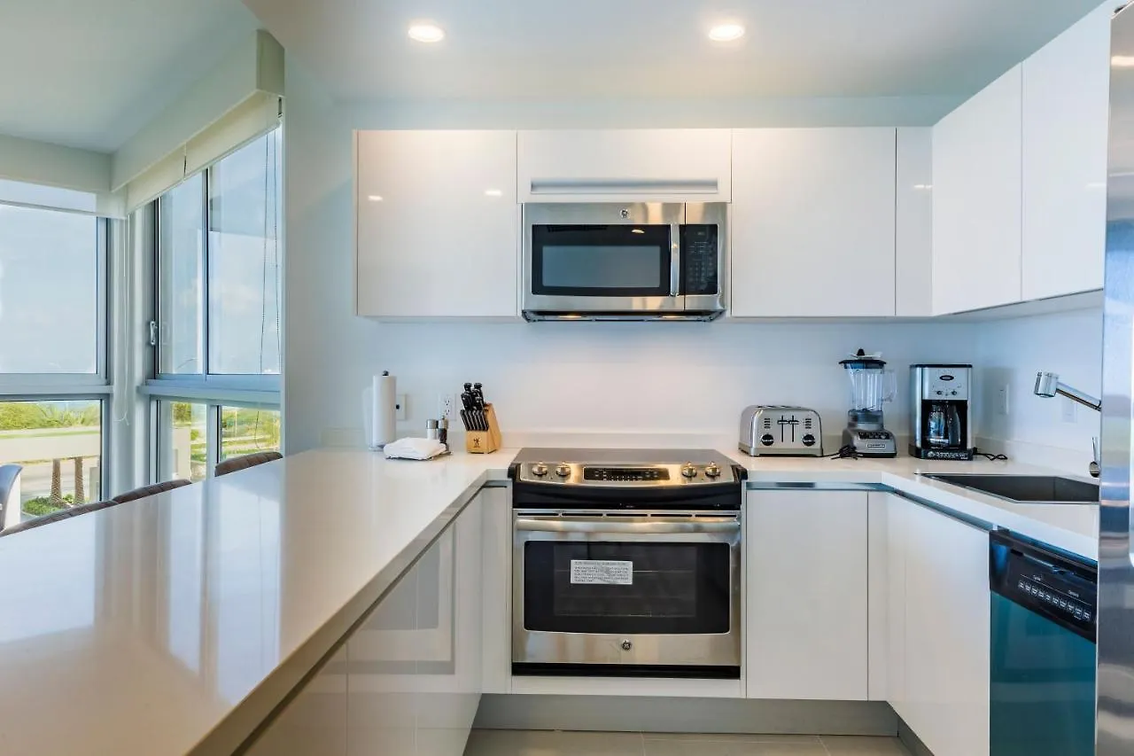 Apartamento Azure Beach Residences Palm Beach Aruba