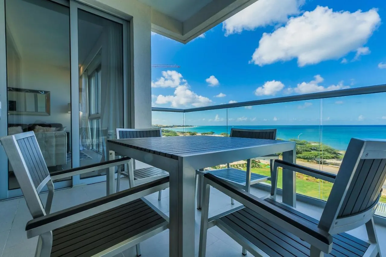 Apartamento Azure Beach Residences Palm Beach
